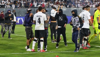 confusao-colo-colo-fortaleza-2-e1744337399675